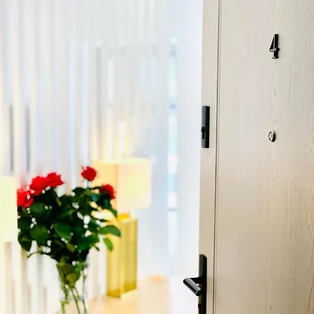 W Centrum Miasta Z Darmowym Parkingiem Dla Dwojga -apartamenty Pod Zlotym Lwem Apartment Klodzko